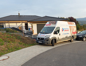 Zateplení stropu novostavby bungalovu s vazníkovou střešní konstrukcí